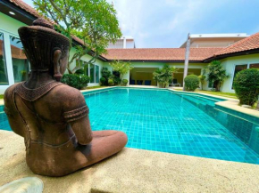 View Talay Villas - Huge Luxury Pool Villa - 500m from Jomtien beach
